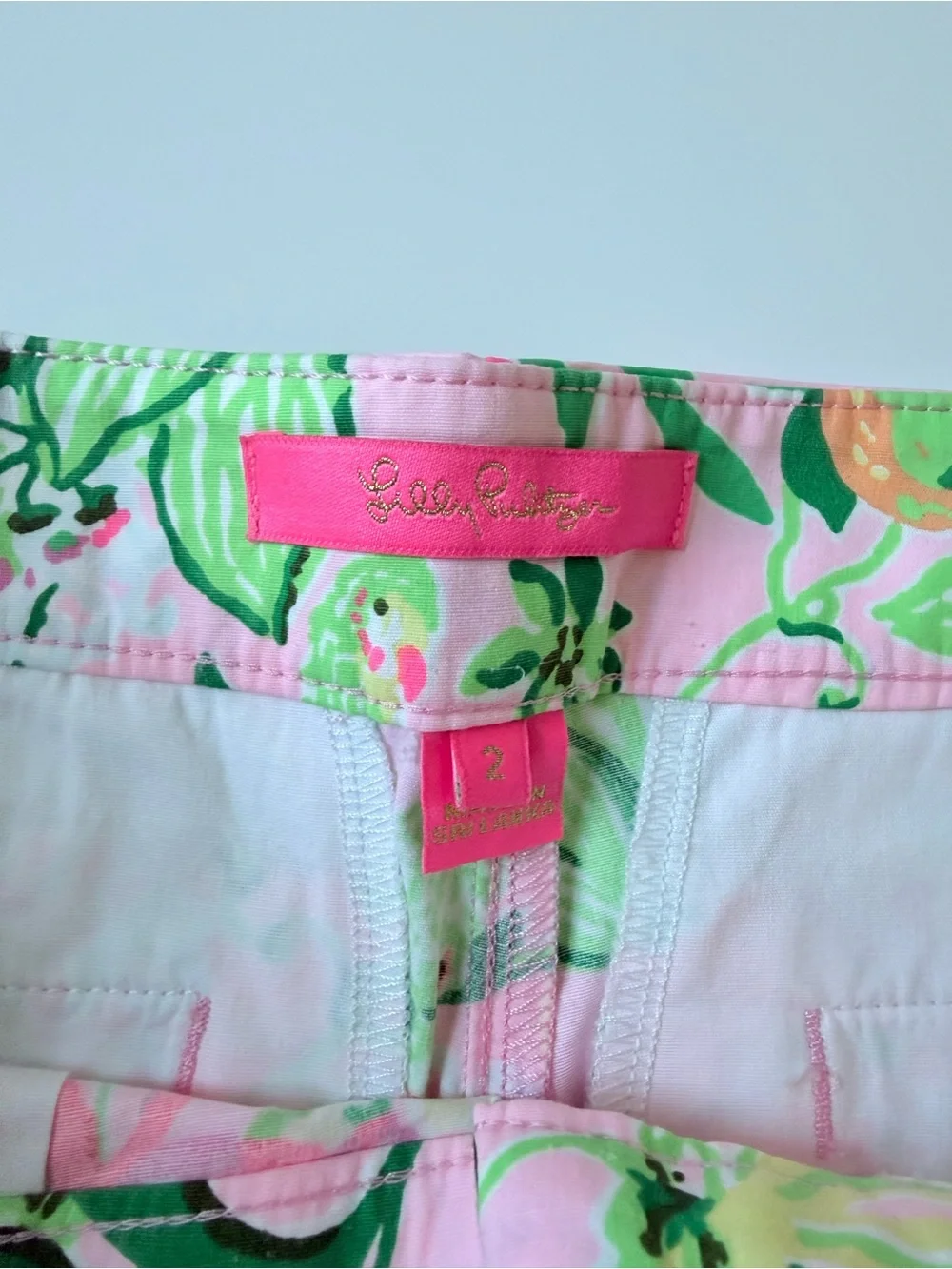 Lilly Pulitzer Buttercup Stretch Shorts Via Amore Spritzer | Size 2